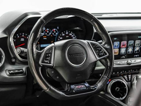 Used 2016 Chevrolet Camaro SS RWD image 18
