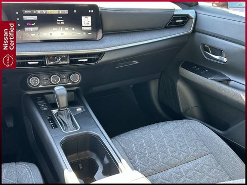 Certified 2025 Nissan Kicks SV w/ SV Premium Package FWD image 24