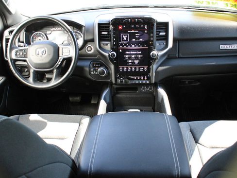 Used 2021 RAM 1500 Big Horn AWD/4WD image 18