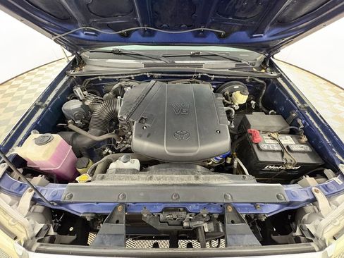 Used 2015 Toyota Tacoma PreRunner w/ SR5 Package image 31