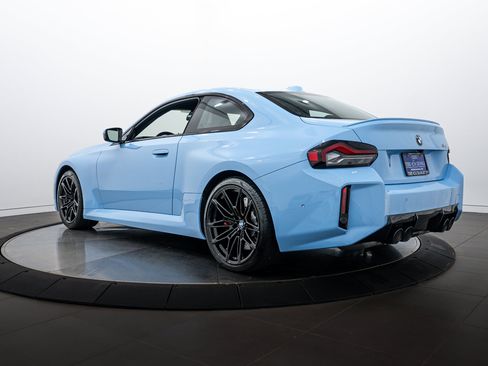 Used 2023 BMW M2 RWD image 5