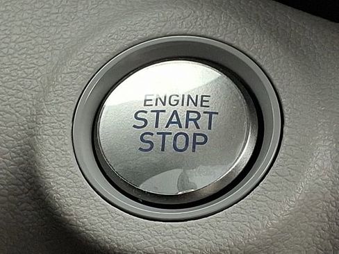 Certified 2026 Hyundai Venue SEL FWD image 24