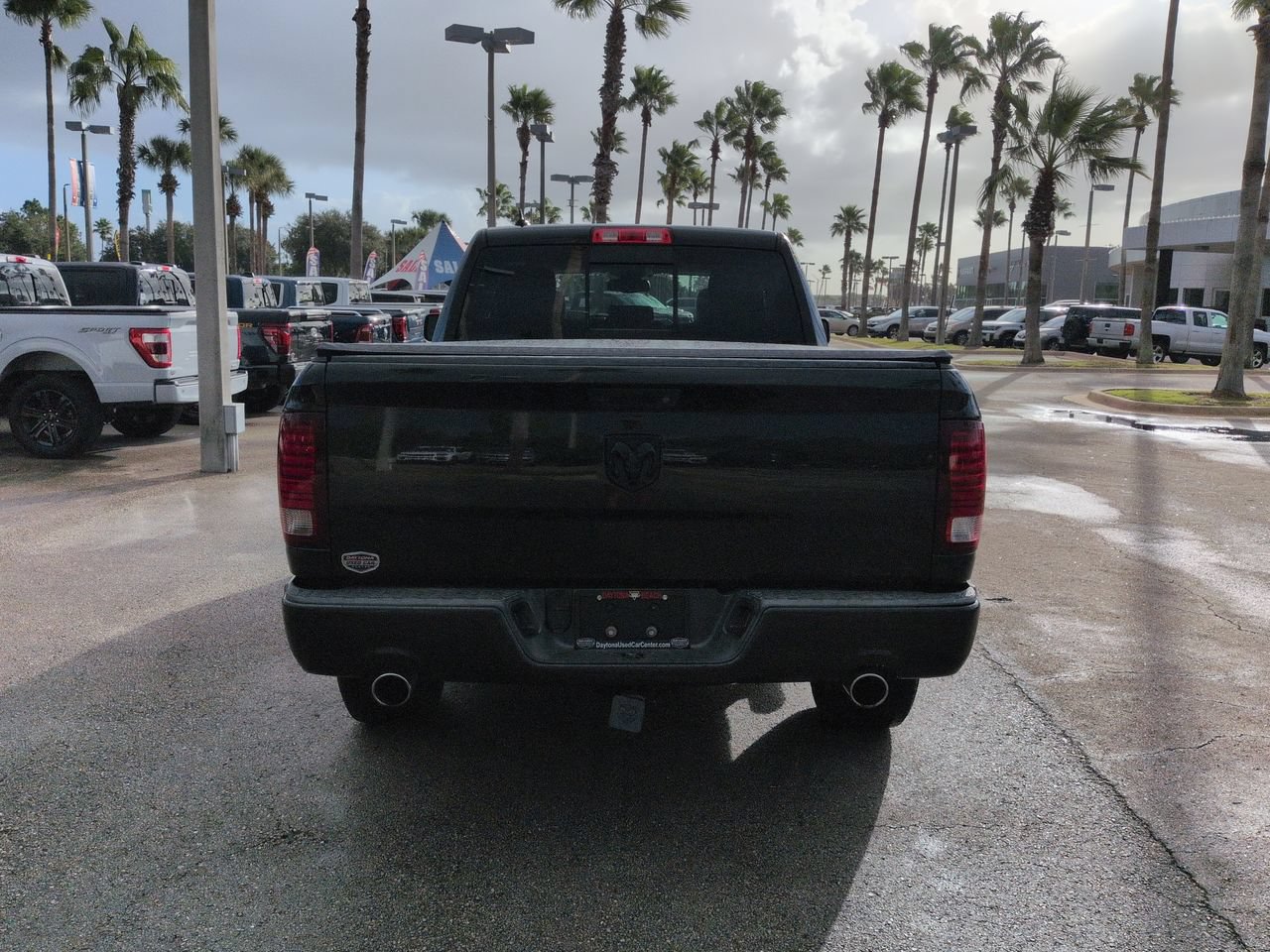 Used 2017 RAM 1500 Sport w/ Black Ram 1500 Sport Group RWD image 5