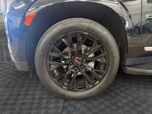 Used 2024 GMC Yukon Denali AWD/4WD image 36