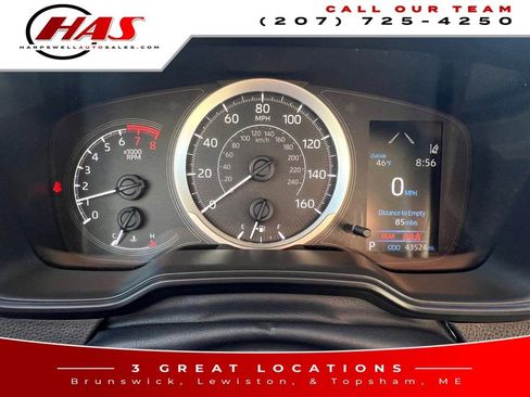 Used 2020 Toyota Corolla LE image 15