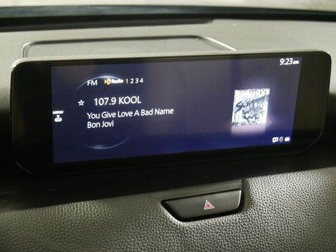Certified 2024 MAZDA CX-90 Plug-In Hybrid w/ Preferred AWD/4WD image 22