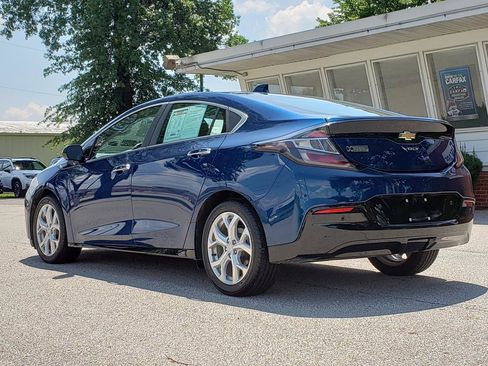 Used 2019 Chevrolet Volt Premier w/ Driver Confidence II Package FWD image 3