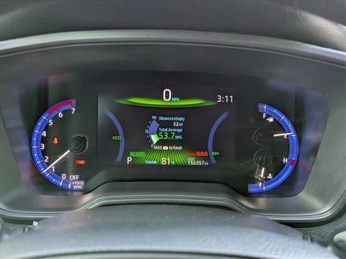 Used 2022 Toyota Corolla LE image 11