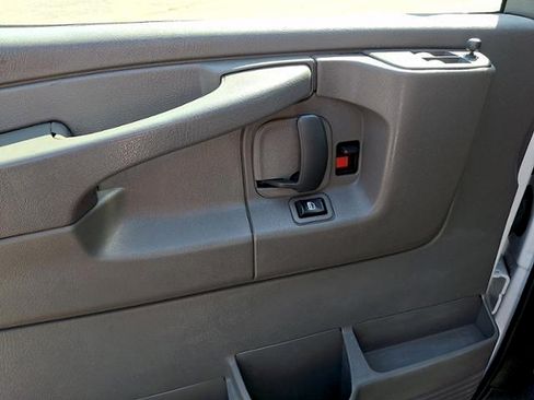 Used 2022 Chevrolet Express 2500 w/ Driver Convenience Package RWD image 14