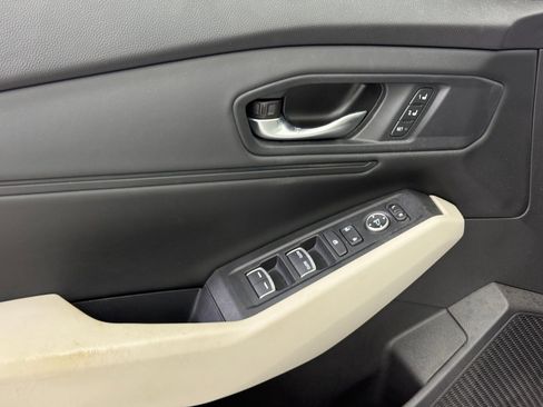 Used 2024 Honda Accord EX-L image 26