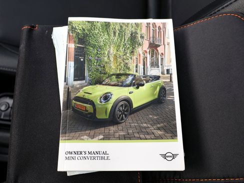 Used 2022 MINI Cooper Convertible w/ Premium Package FWD image 42