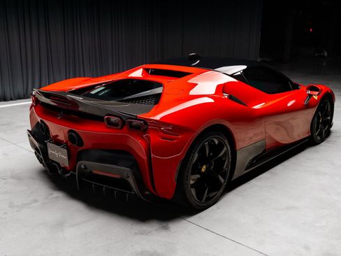 Used 2021 Ferrari SF90 Stradale image 44