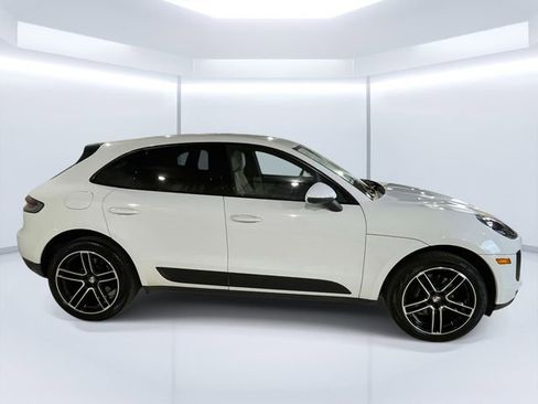 Certified 2020 Porsche Macan AWD/4WD image 8