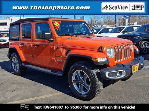Used 2019 Jeep Wrangler Unlimited Sahara w/ Cold Weather Group image 1