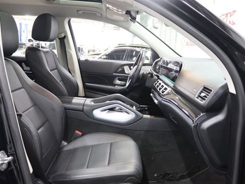 Used 2020 Mercedes-Benz GLS 450 4MATIC image 18