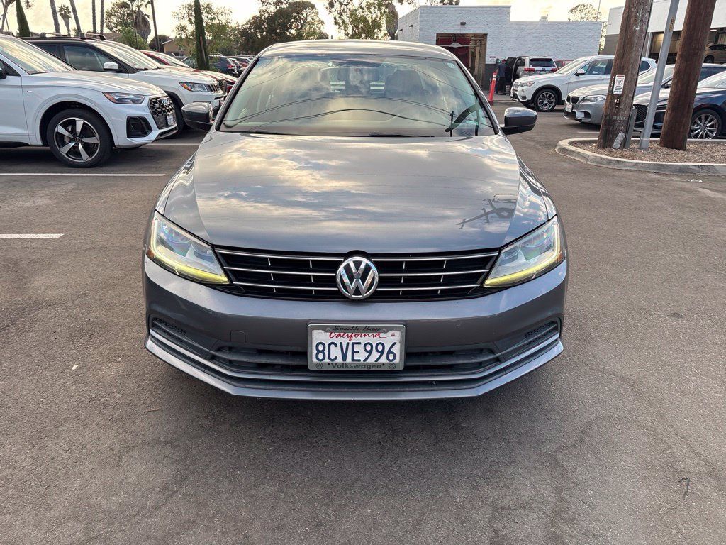 Used 2018 Volkswagen Jetta S FWD image 3