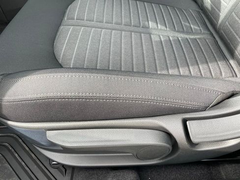 New 2026 Kia K5 LXS image 10