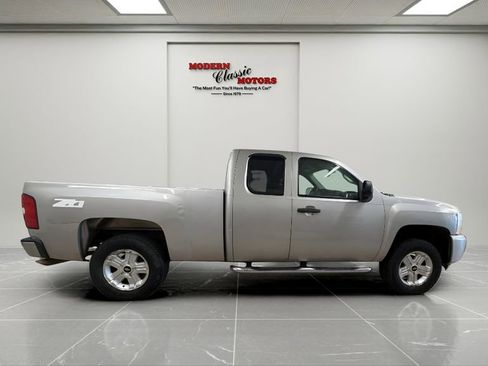 Used 2009 Chevrolet Silverado 1500 LT w/ Power Pack Plus RWD image 6