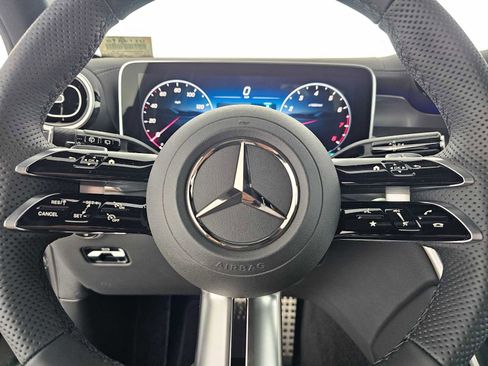 New 2026 Mercedes-Benz GLC 300 image 22