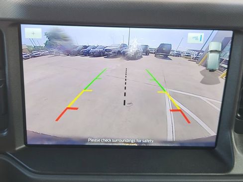 Used 2024 Ford Bronco Black Diamond image 19