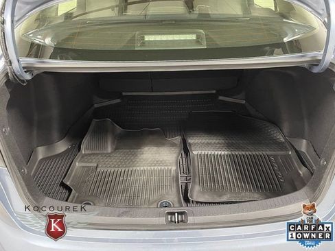 Used 2022 Toyota Corolla LE FWD image 25