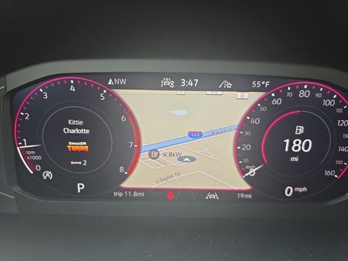 New 2025 Volkswagen Taos SEL image 17