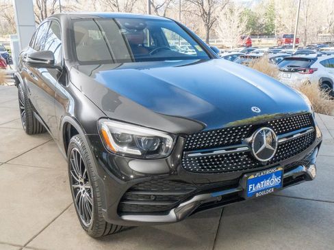 Used 2023 Mercedes-Benz GLC 300 4MATIC Coupe image 2