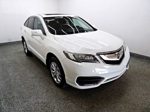 Used 2017 Acura RDX AWD w/ Technology Package image 3