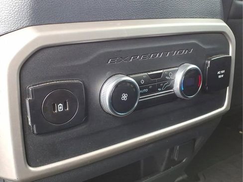 Used 2024 Ford Expedition Max XLT AWD/4WD image 17