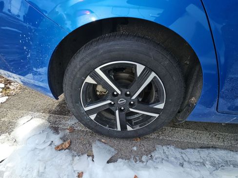 Used 2025 Nissan Sentra SV image 10