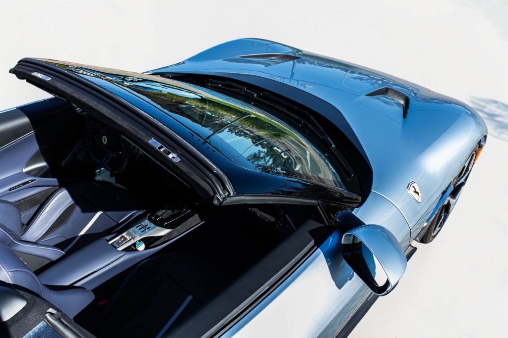 Certified 2026 Ferrari 12Cilindri Spider RWD image 18