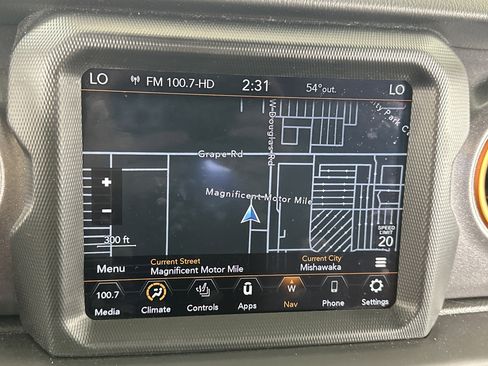 Used 2023 Jeep Gladiator Mojave w/ Cold Weather Group image 23