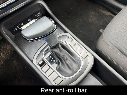 Used 2025 Hyundai Kona SEL image 21