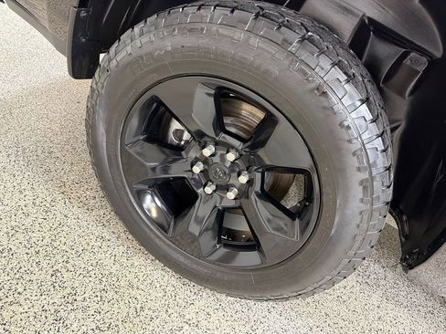 Used 2019 RAM 1500 Big Horn RWD image 48