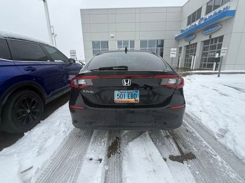 Used 2023 Honda Civic LX image 5
