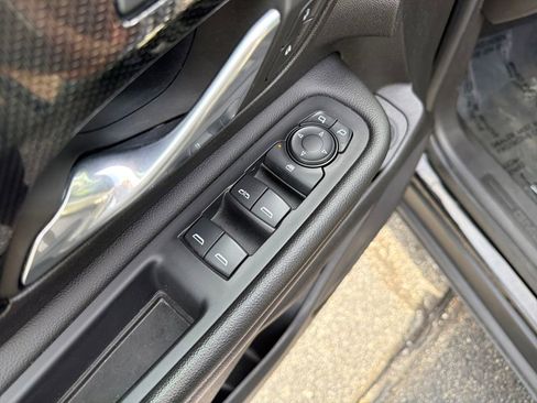 Used 2023 GMC Terrain AT4 image 14