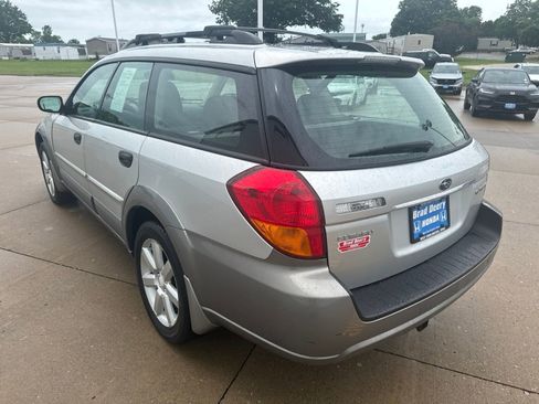 Used 2007 Subaru Outback 2.5i w/ Popular Equipment Group 2A AWD/4WD image 5