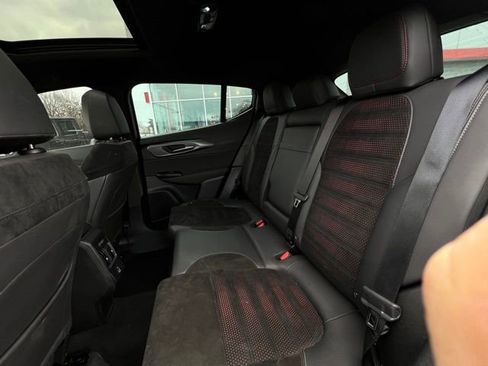 Used 2024 Alfa Romeo Tonale Veloce image 25