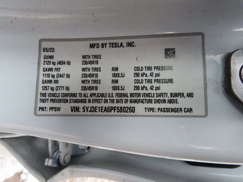 Used 2023 Tesla Model 3 Standard Range image 37