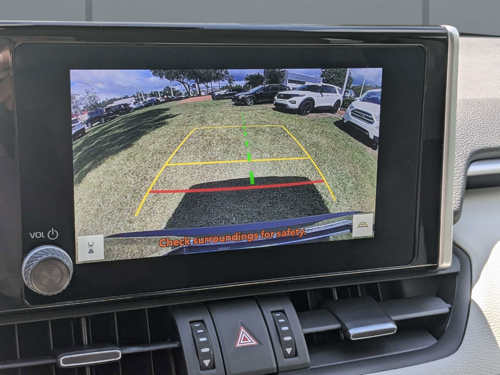 Used 2025 Toyota RAV4 XLE Premium FWD image 22