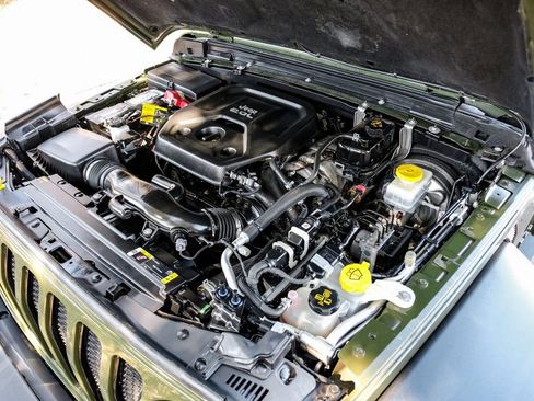 Used 2021 Jeep Wrangler Unlimited Sport image 61