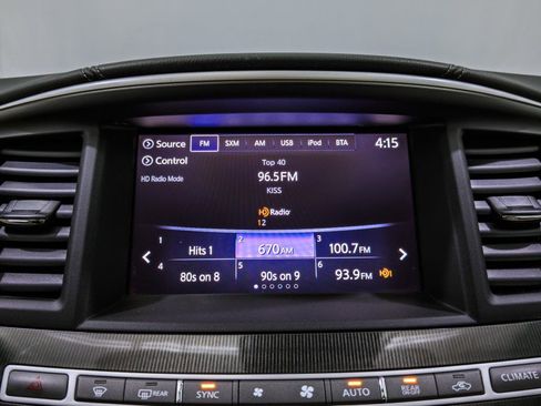 Used 2019 INFINITI QX60 Luxe w/ Essential Package image 47