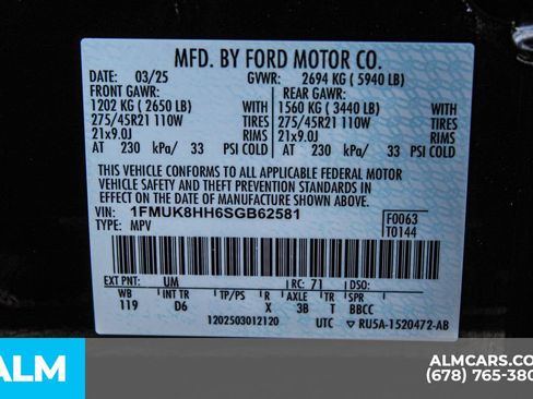Used 2025 Ford Explorer Platinum w/ LUX Leather Package AWD/4WD image 33
