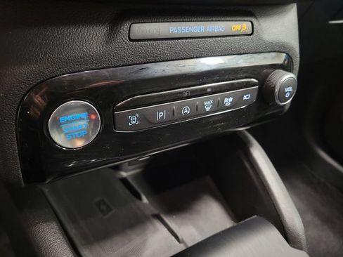 Used 2024 Ford Escape Platinum AWD/4WD image 18