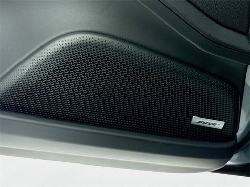 New 2025 Porsche Panamera 4 image 12