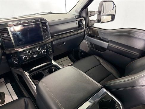 Used 2023 Ford F250 Lariat w/ Sport Appearance Package image 22