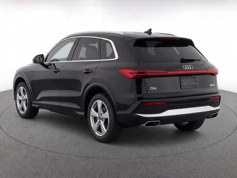 Used 2025 Audi Q5 Premium Plus AWD/4WD image 5