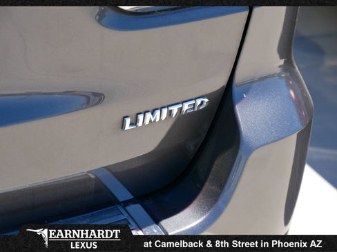 Used 2020 Jeep Grand Cherokee Limited w/ Luxury Group II RWD image 2