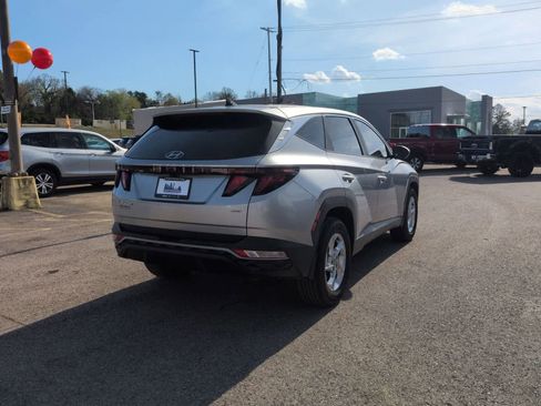 Used 2022 Hyundai Tucson SE image 8
