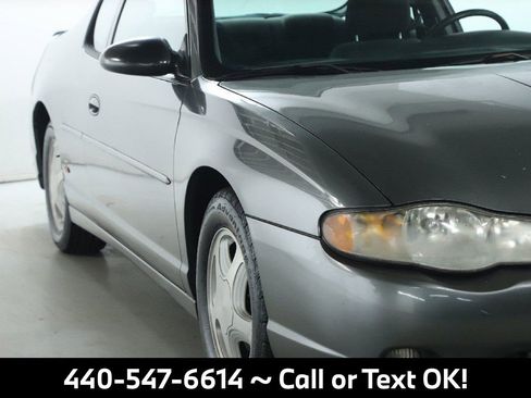 Used 2004 Chevrolet Monte Carlo SS w/ Preferred Equipment Group FWD image 14